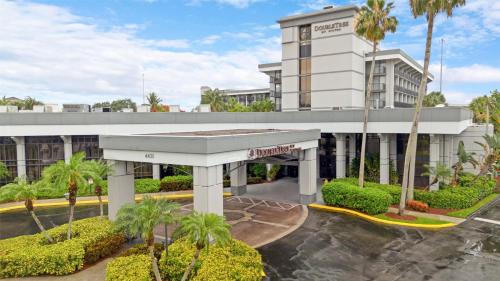 DoubleTree by Hilton Palm Beach Gardens - Best Hotels in West Palm Beach, FL
