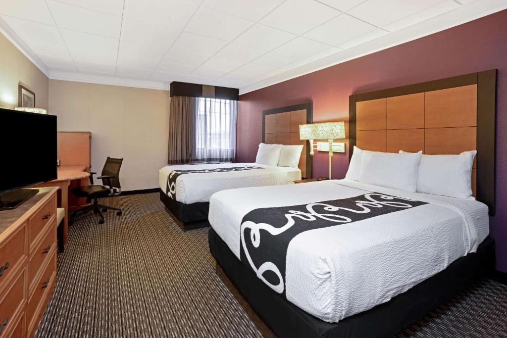 La Quinta by Wyndham Tacoma - Seattle - Best Parking Hotels in Tacoma, WA