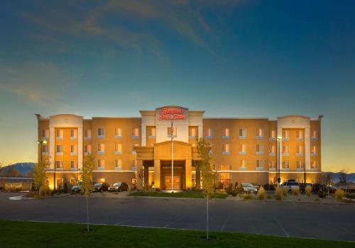 Hampton Inn & Suites Reno - Best Pet-Friendly Hotels in Reno, NV