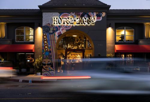 Hotel Ziggy On Sunset - Best Business Hotels in West Hollywood, CA