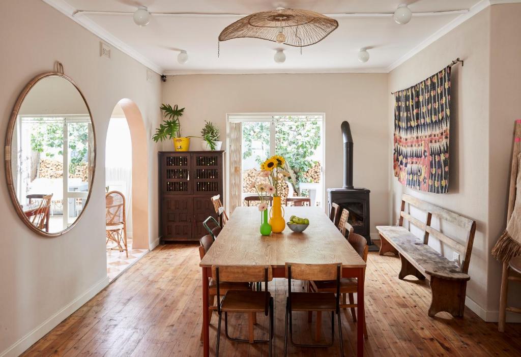 THE BIG - Luxury Backpackers - Best Hotels in Cape Town