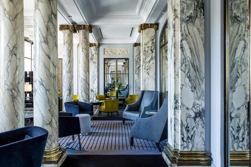 Hôtel Brighton - Esprit de France - Historic Hotels in Paris