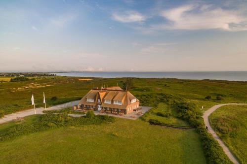 Landhaus Severin's Morsum Kliff - Best Hotels in Schleswig-Holstein