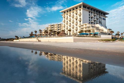 The Shores Resort & Spa - Best Pool Hotels in Daytona Beach, FL