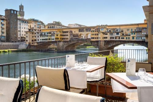 Hotel Lungarno - Lungarno Collection - Romantic Hotels in Tuscany