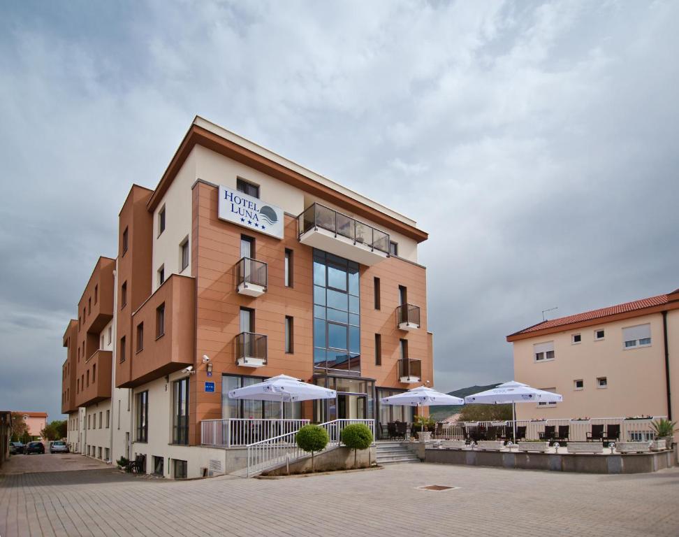 Hotel Luna - Best Parking Hotels in Bosnia and Herzegovina