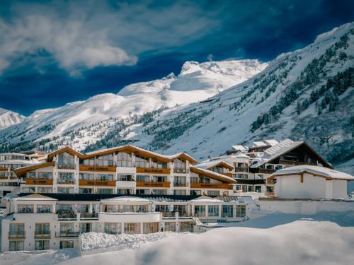 Hotel Bellevue - 4 Sterne superior - Best Hotels in Tyrol