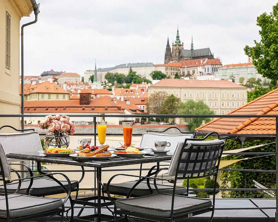 Four Seasons Hotel Prague - Best Hotels in Prague