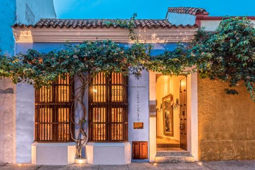 Hotel Boutique Santo Toribio - Hotels with Pools in Cartagena