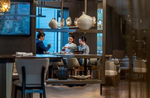 ANA InterContinental Tokyo by IHG - Best Pool Hotels in Tokyo