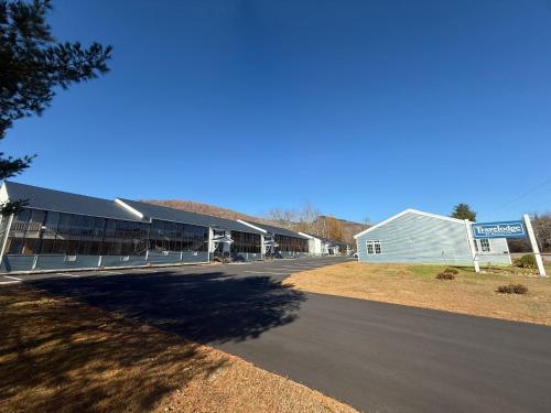 Travelodge by Wyndham Lincoln Near White Mountain