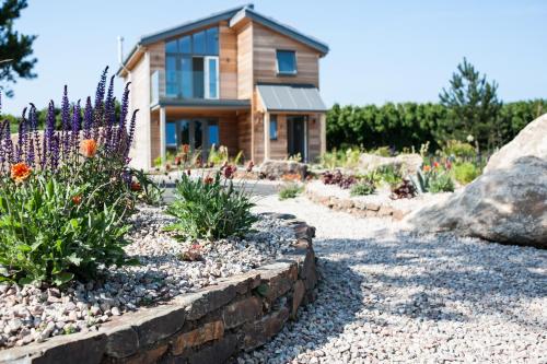 Una St Ives - Best Hotels With Pools in Cornwall