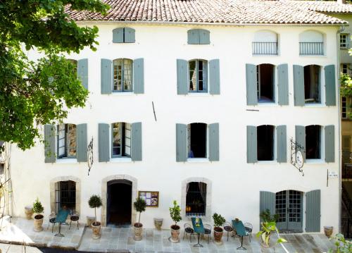 Hotel Restaurant des Deux Rocs - Best Hotels in Provence