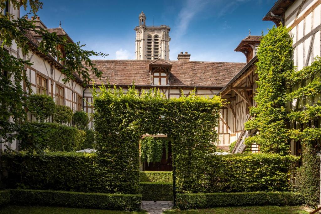La Maison de Rhodes Hôtel & Spa - Best Hotels in Champagne