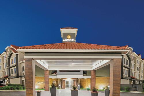 suite hotels in Fort Worth