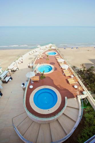 Radisson Cartagena Ocean Pavillion Hotel - Best Hotels with Free Breakfast in Cartagena