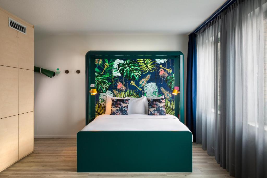 B&B HOTEL Brussels Centre Louise - Best Marriott International Hotels in Belgium
