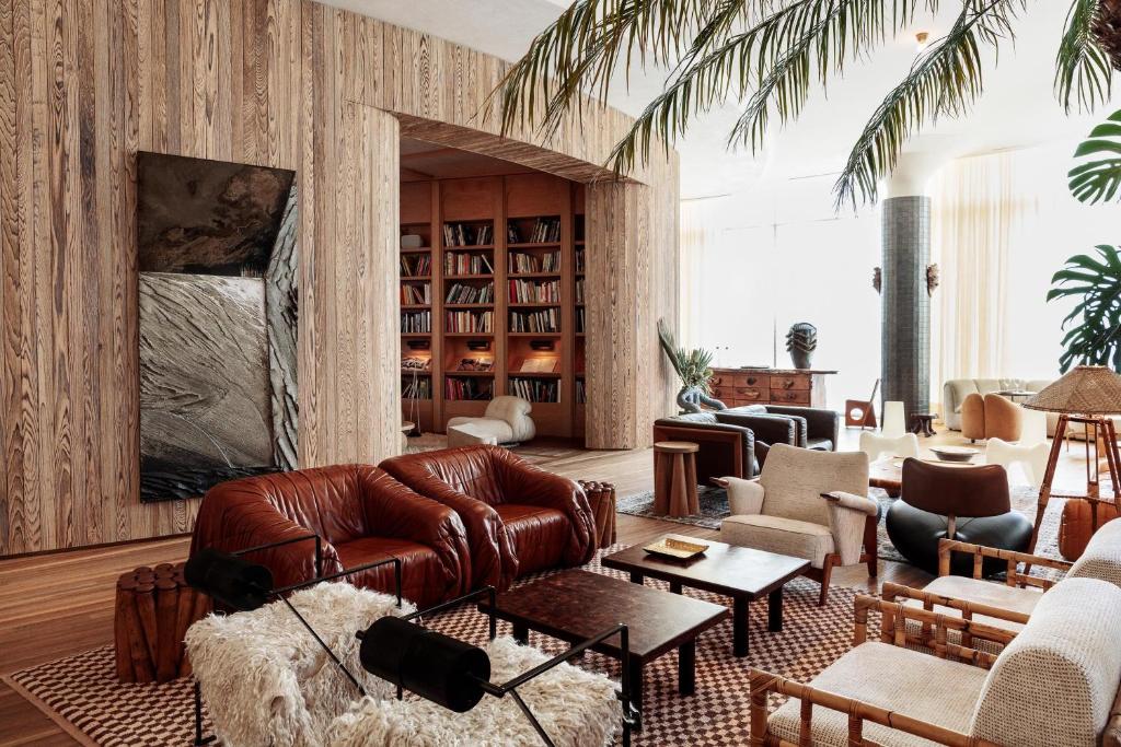 Santa Monica Proper Hotel, a Member of Design Hotels - Santa Monica Hotels with a Pool