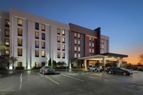 hotels with suites in Kentucky