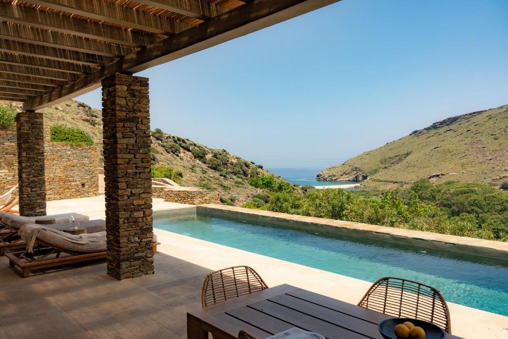 Onar Andros - Best Hotels in Andros