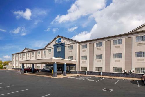 SureStay Plus by Best Western Louisville Airport Expo
