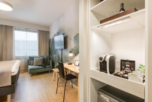 Hotel Haaga Central Park - Best Pool Hotels in Finland