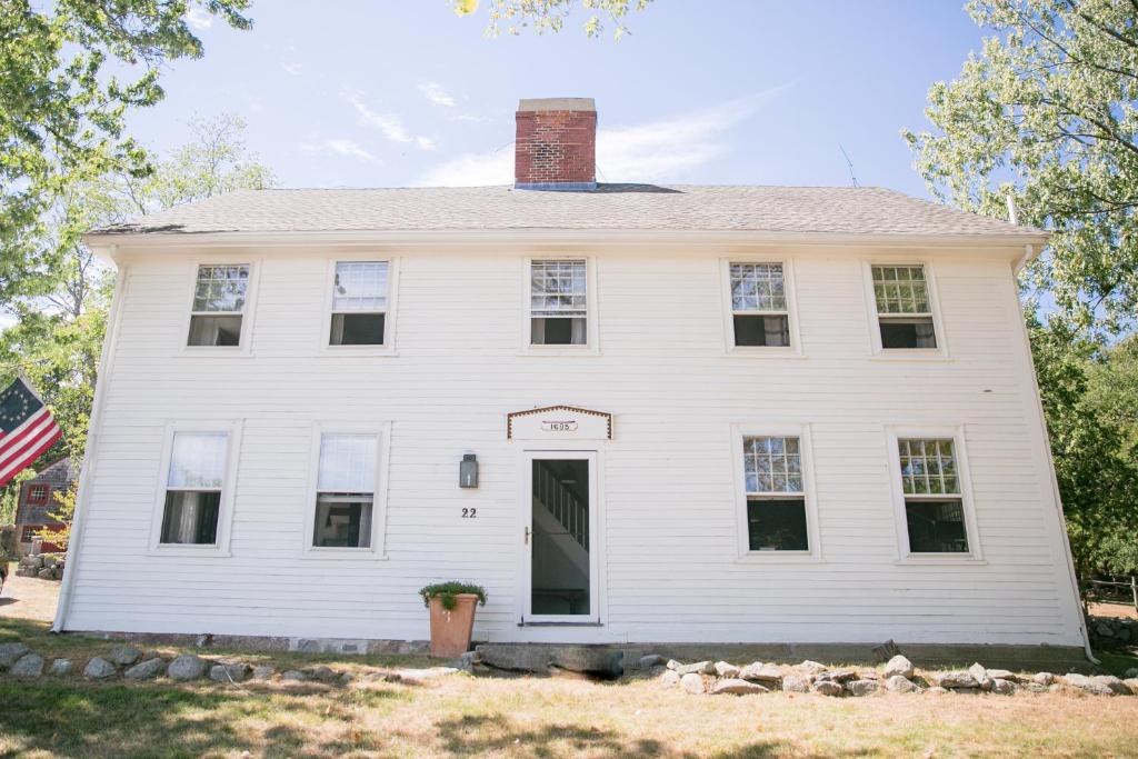 Cedar Hill Farm B & B - Best Hotels in Massachusetts