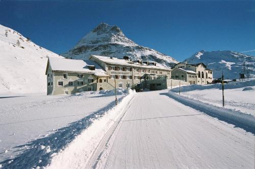 Gasthaus & Hotel Berninahaus - Best Hotels in Grisons