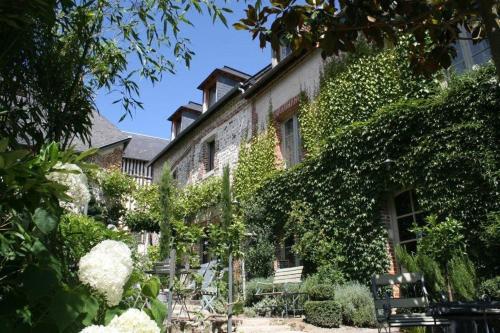 La Cour Sainte Catherine demeure de charme - Best Hotels in Honfleur