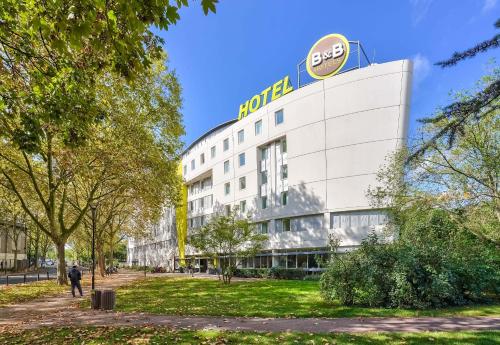 B&B HOTEL Paris Malakoff Parc des Expositions - Best Adagio Aparthotel in France