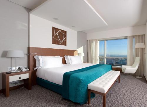 EPIC SANA Lisboa Hotel - Best Pool Hotels in Lisbon