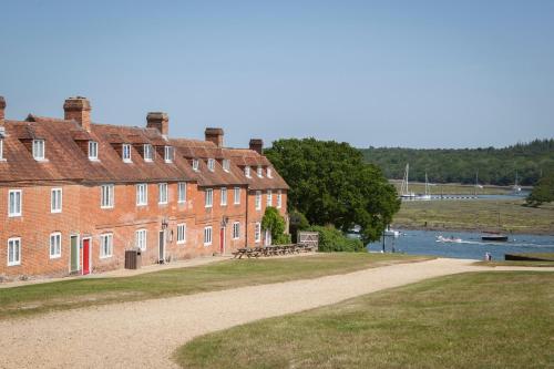 Master Builder's House Hotel - Best Hotels in Beaulieu