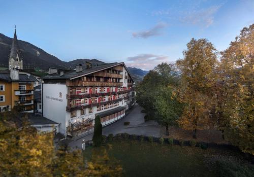 Hotel Goldener Greif - Best Hotels in Tyrol