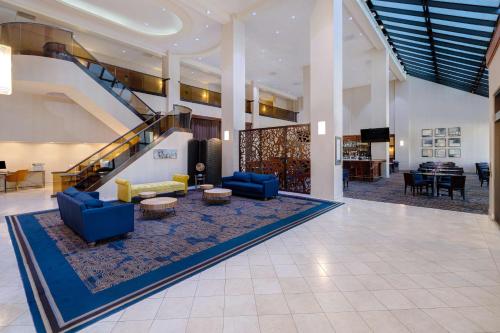 Embassy Suites by Hilton Santa Clara Silicon Valley - Best Hotels with Free Breakfast in San Jose, CA