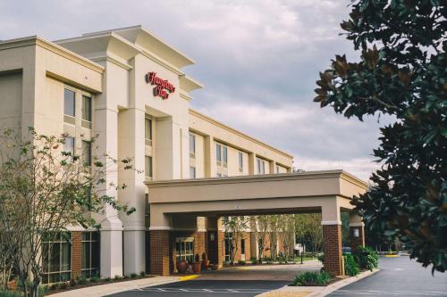 Hampton Inn Tallahassee-Central - Best Hotels with Free Breakfast in Tallahassee, FL