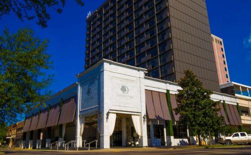 DoubleTree by Hilton Hotel Tallahassee - Best Hotels in Tallahassee, FL