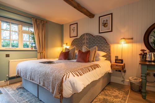The Old House Inn - Best Hotels in West Sussex