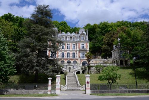 Art Hotel - Best Hotels in Loire Valley