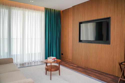 Supreme Hotel - Best Beach Hotels in Albania