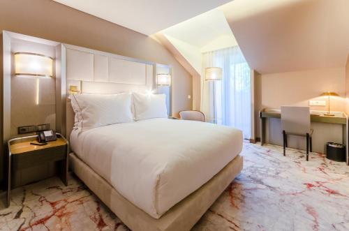 TURIM Boulevard Hotel - Best Pool Hotels in Lisbon