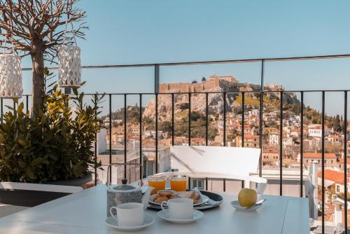 Urban Frame Plaka - Best Central Hotels in Athens