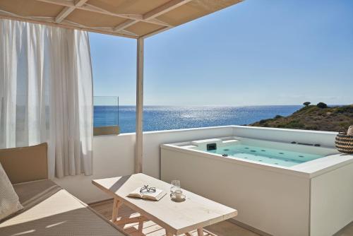 Volcano Luxury Suites Milos - Adults Only - Best Hotels in the Cyclades