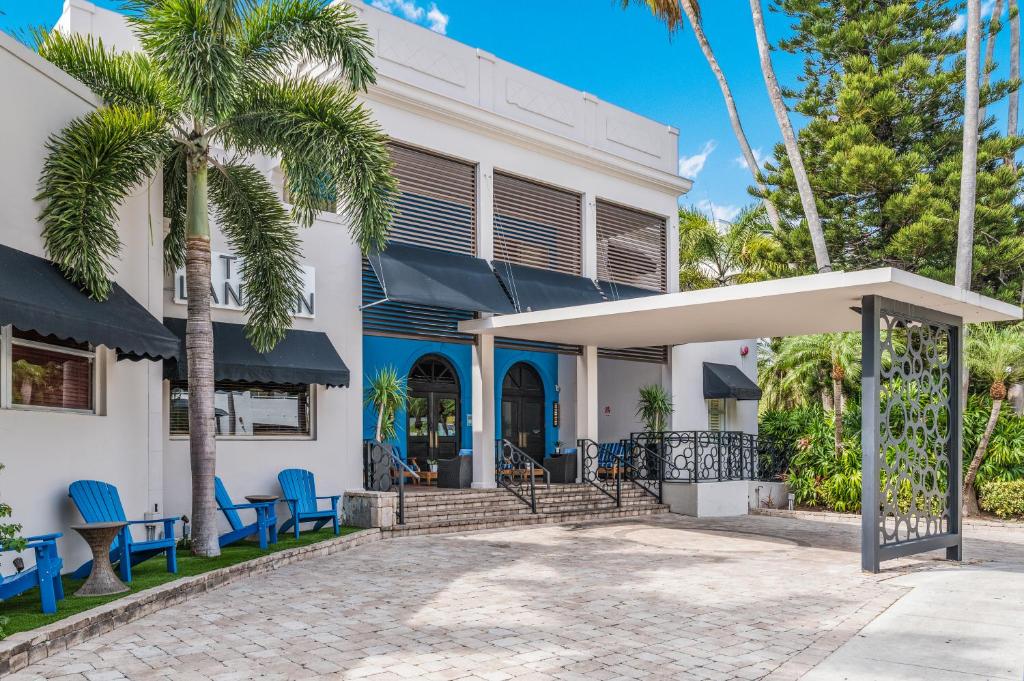 The Landon Bay Harbor-Miami Beach - Best Hotels near University of Miami, FL