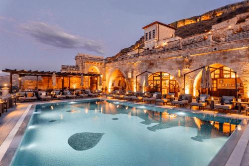 Kayakapi Premium Caves Cappadocia - Best Hotels in Cappadocia