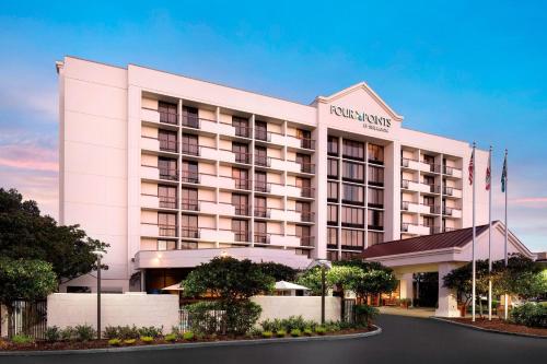 Four Points by Sheraton - San Francisco Bay Bridge - Best Parking Hotels in San Francisco, CA
