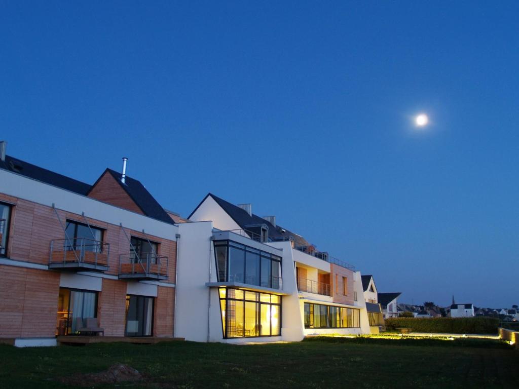 Logis Le Château de Sable - Best Hotels in Brittany