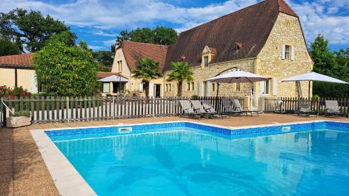 La Barde Montfort, votre maison d'hôtes à 4 kms de Sarlat Dordogne - Best Hotels in Dordogne