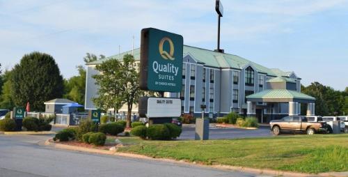 Quality Suites Maumelle - Little Rock NW
