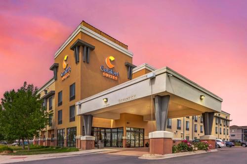 suite hotels in Boulder