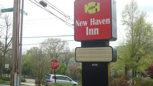 hotels with suites in New Haven